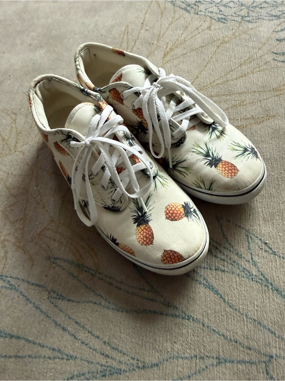 Vans White Pineapple Print Low-Top Sneakers